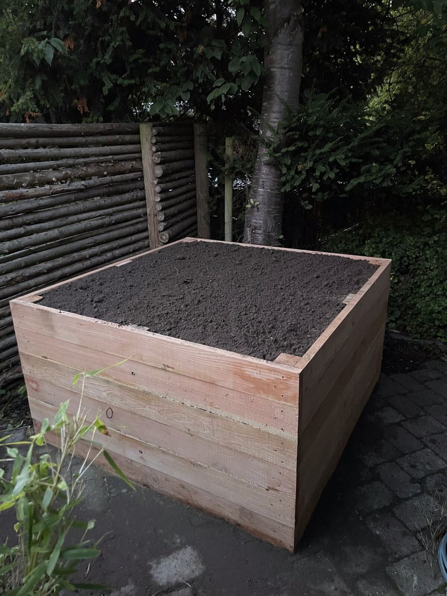 Bed i 75 cm på terrassen